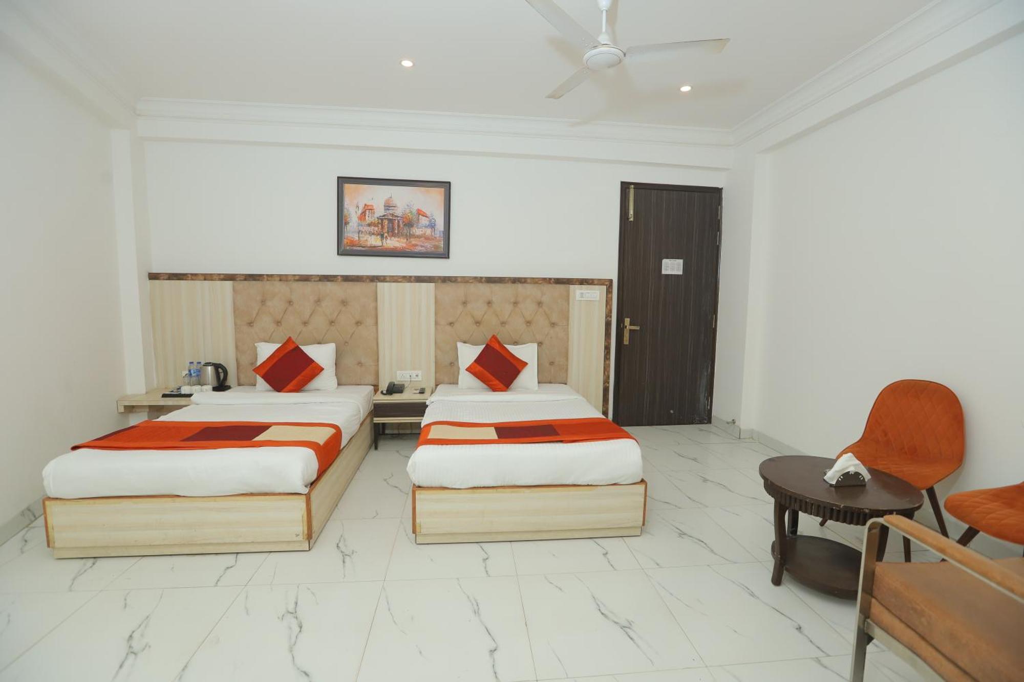 Hotel Almora Inn - Near By Delhi International Airport - With Free Airport Pickup And Drop Nova Deli Exterior foto