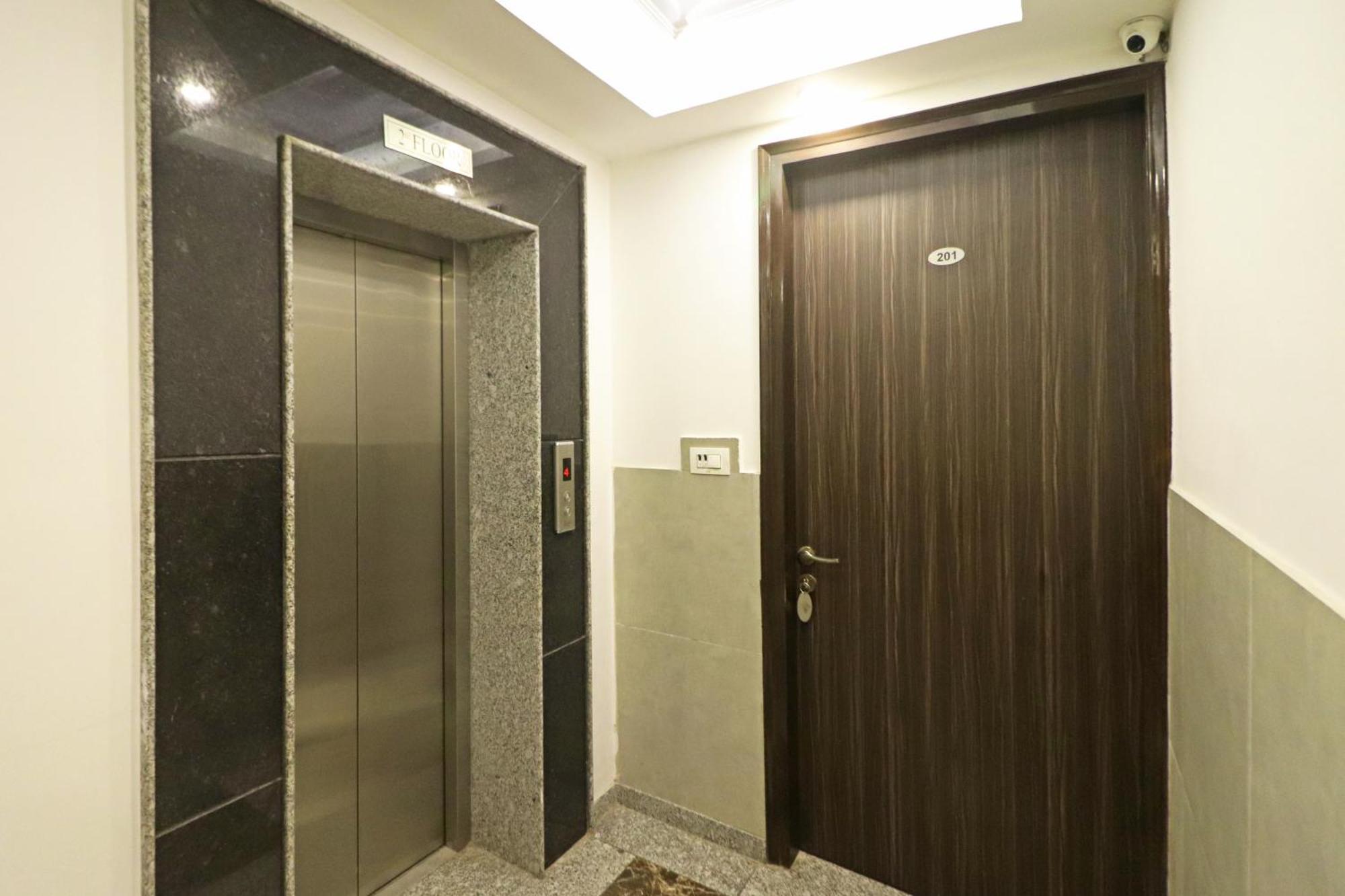 Hotel Almora Inn - Near By Delhi International Airport - With Free Airport Pickup And Drop Nova Deli Exterior foto