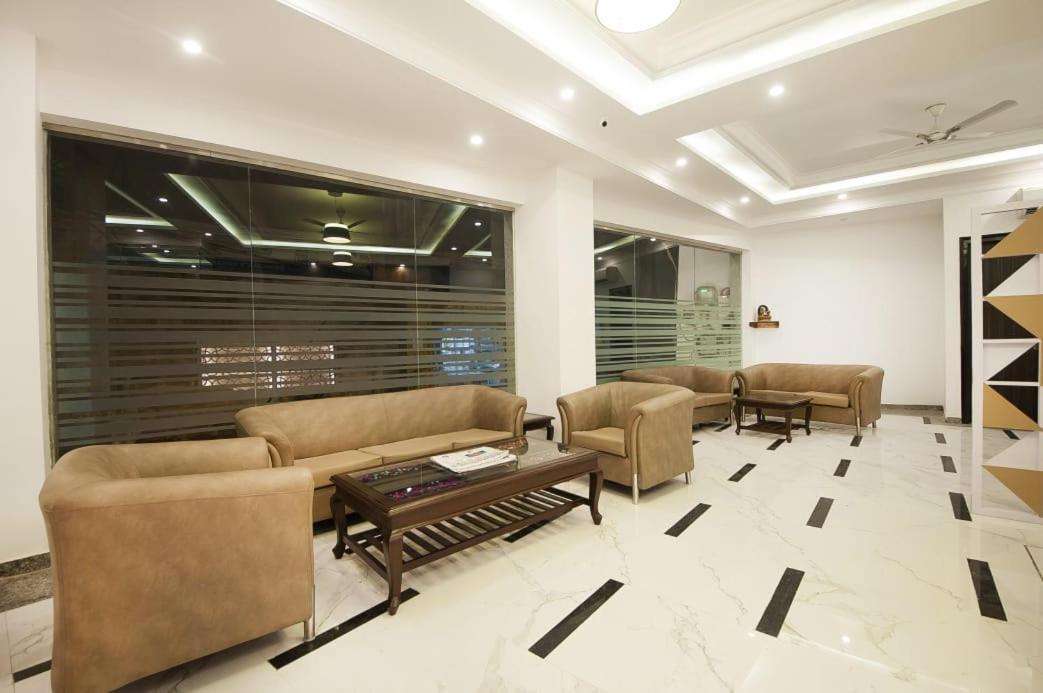 Hotel Almora Inn - Near By Delhi International Airport - With Free Airport Pickup And Drop Nova Deli Exterior foto