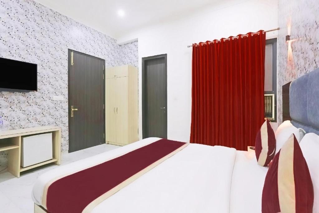 Hotel Almora Inn - Near By Delhi International Airport - With Free Airport Pickup And Drop Nova Deli Exterior foto